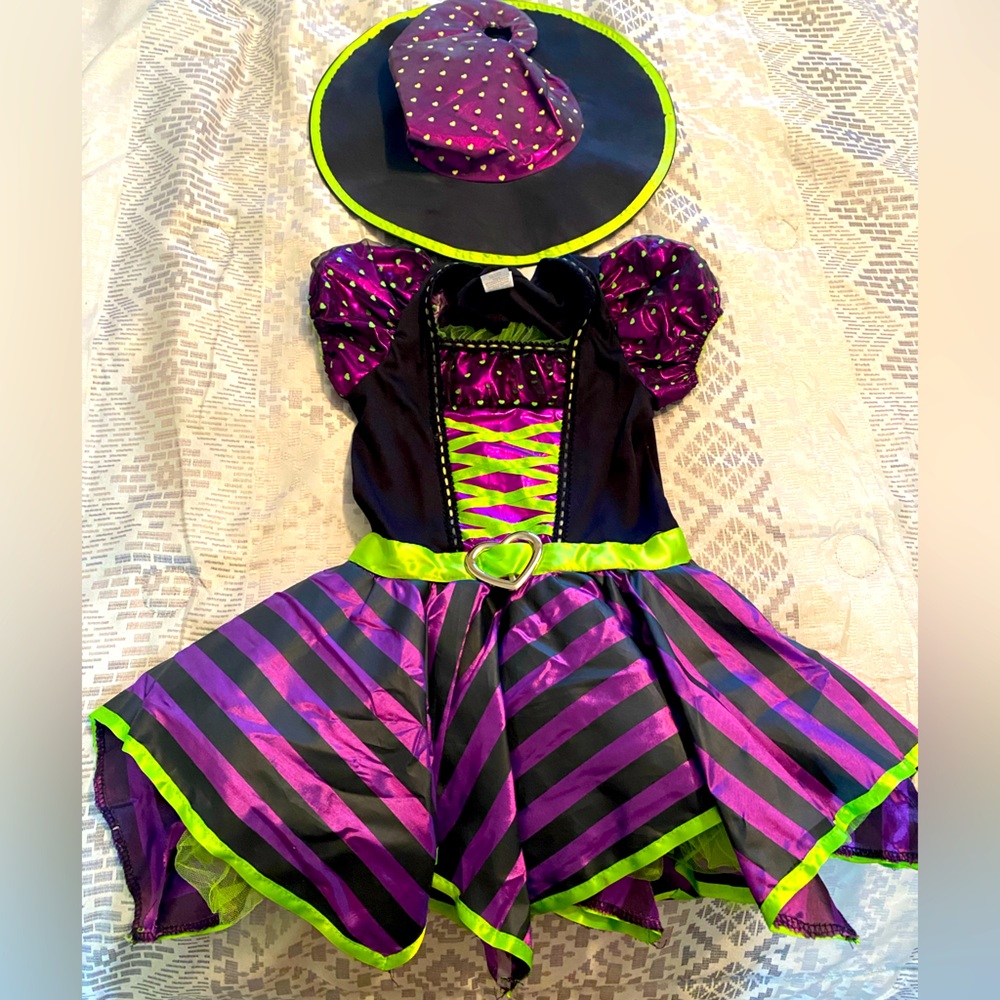 Halloween girls witch 🧙 costume 🎃👻
